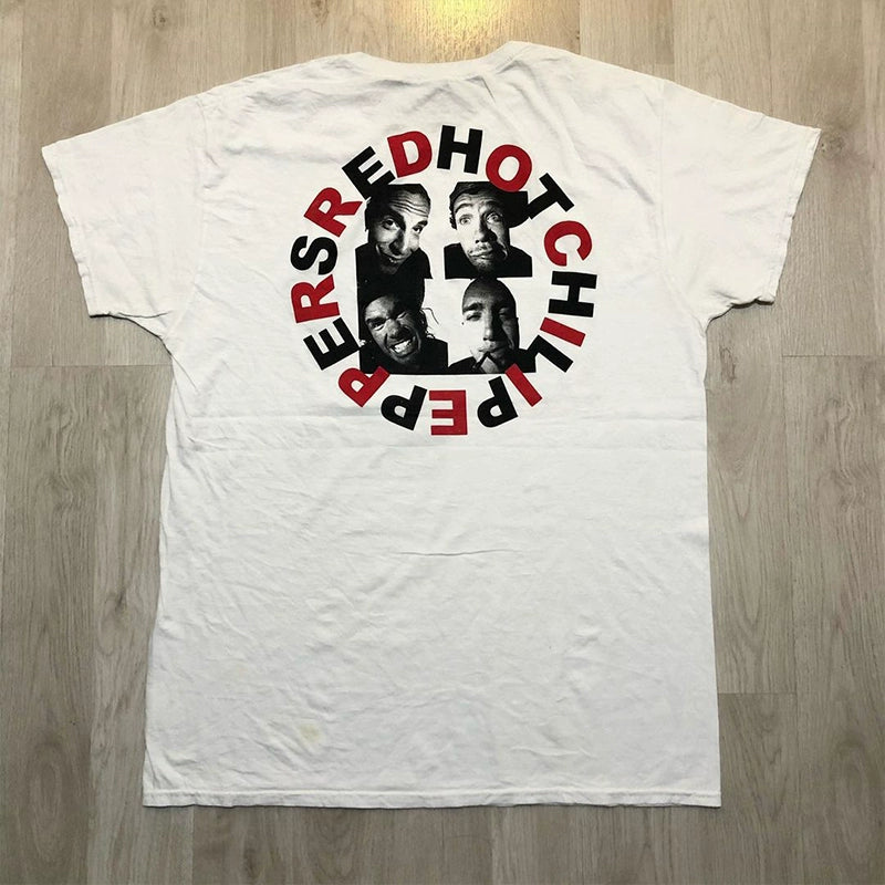 High Street Retro Graphic T-Shirt