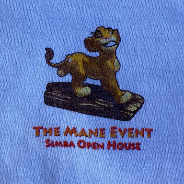 Vintage Retro Simba Graphic T-Shirt