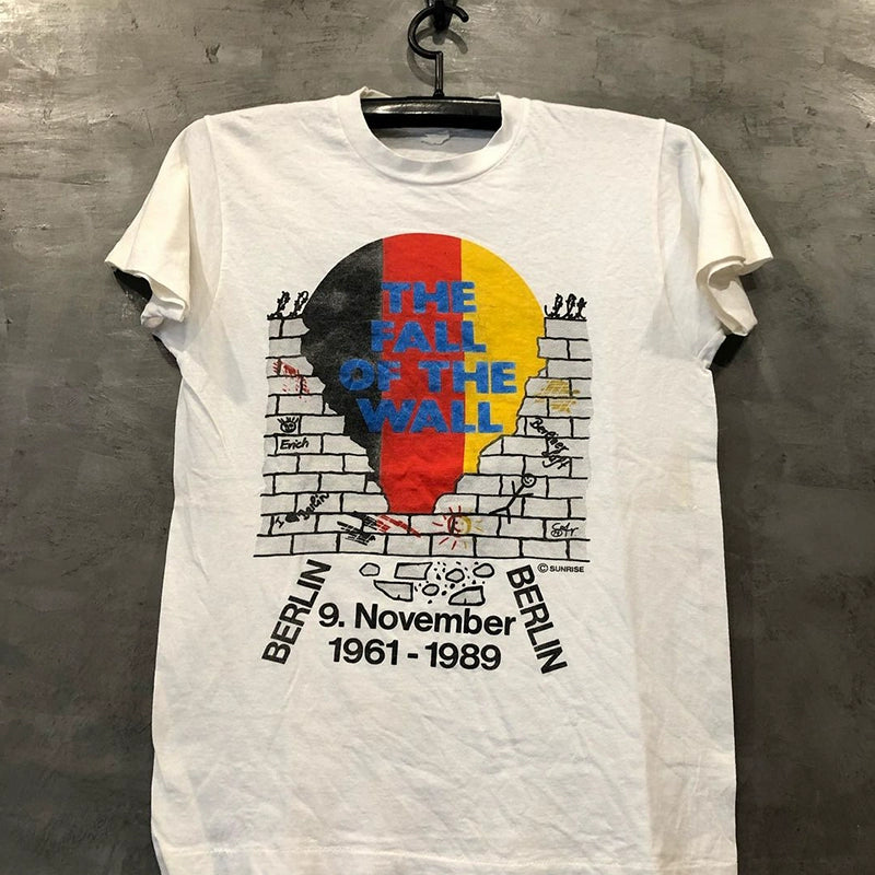 Berlin Wall Street Art Round Neck Tee