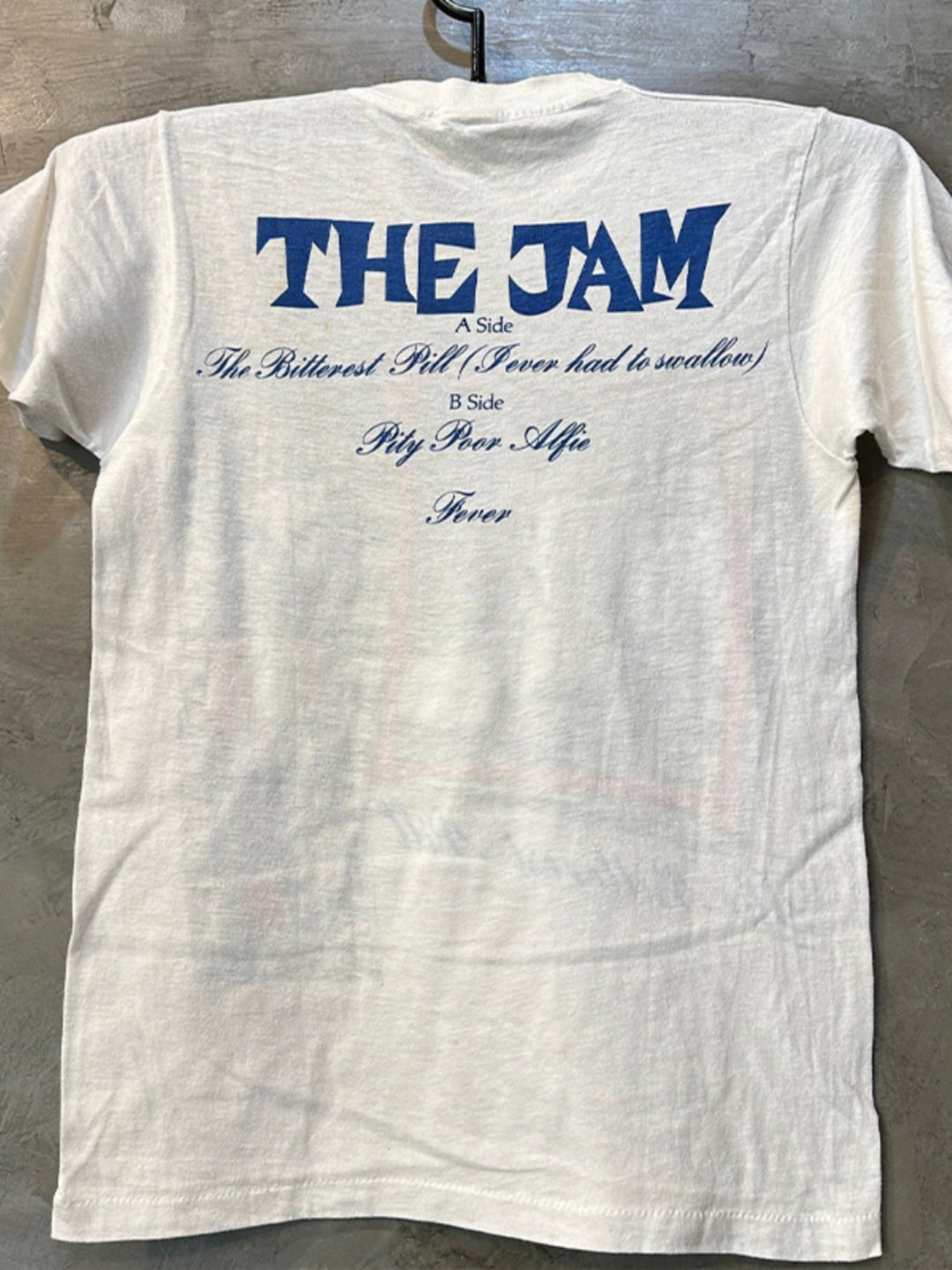 Retro Jam Music Tee - Vintage Rock Vibes