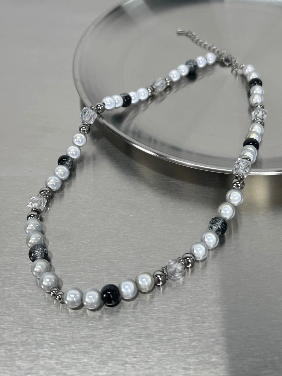 Unisex Minimalist Icy Pearl Necklace