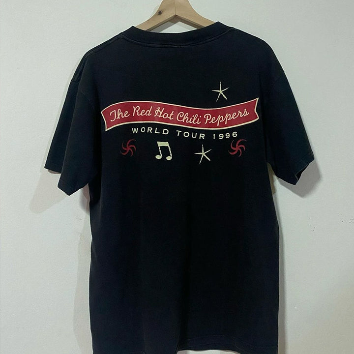 Vintage Red Hot Chilli Peppers Graphic T-Shirt