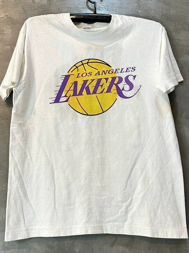 Vintage-Inspired Basketball Graphic Tee