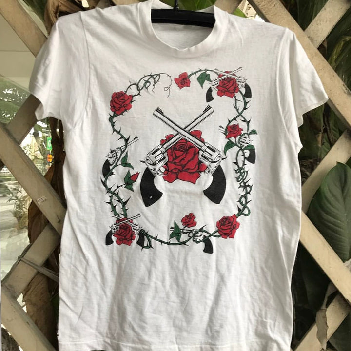 Vintage Rose Print T-Shirt with Gun Flower Design