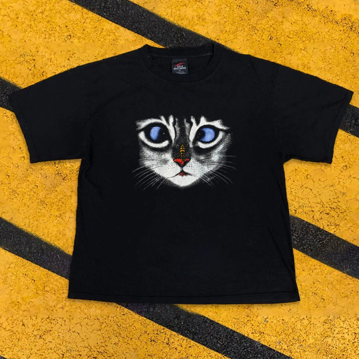 Vintage-Inspired Cute Cat Graphic T-Shirt