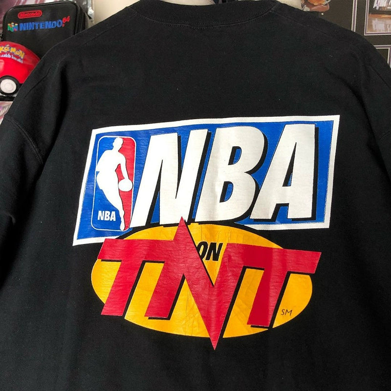 Retro Street Basketball Graphic T-Shirt