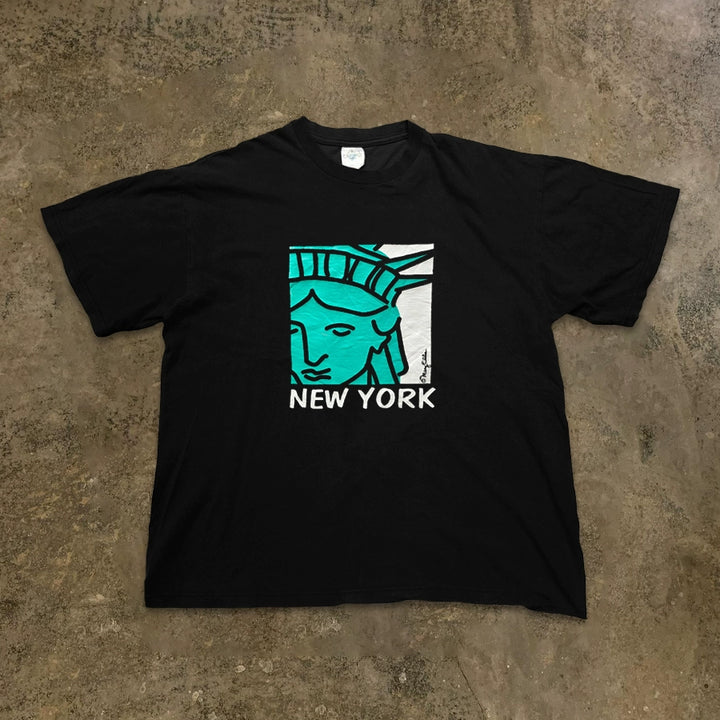 Statue of Liberty Old School Illustration T-Shirt