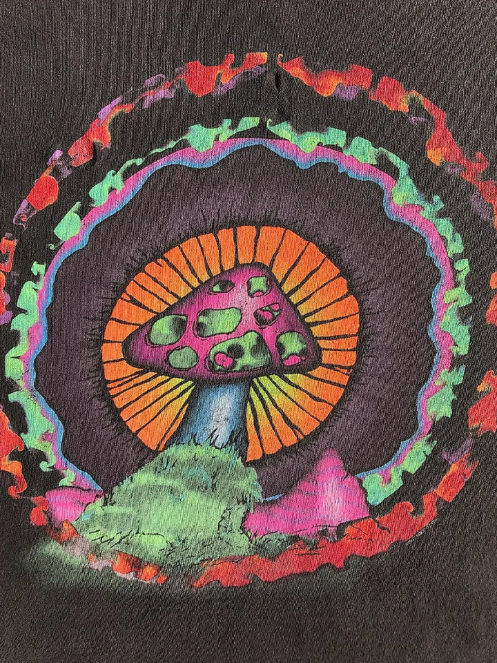 Colourful Mushroom Hip Hop Vintage Tee